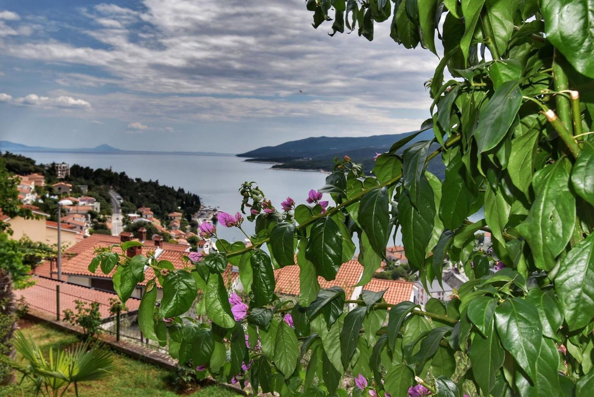 Apartment Neda In Rabac With Bay View Exterior photo